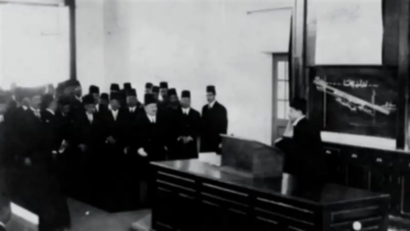 من ذاكرة جامعة القاهرة: صور نادرة تحكي تاريخ كلية الهندسة منذ عام 1933