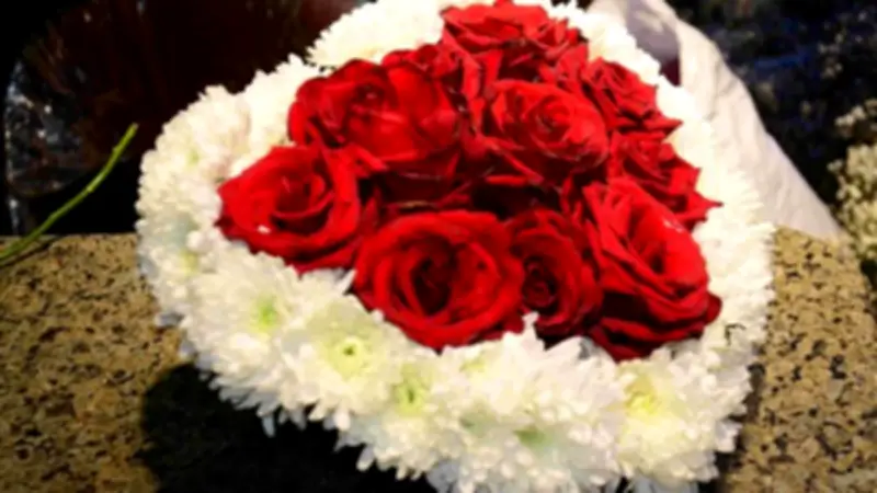 ارتفاع أسعار بوكيهات الورد الأحمر قبل عيد الحب 2026: تتراوح بين 300 و4000 جنيه