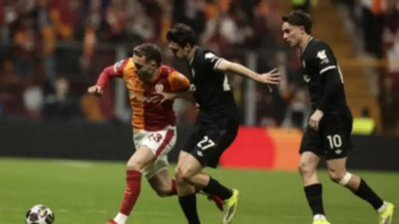 جالطة سراي يهزم يوفنتوس 5-2 في ذهاب ملحق دوري أبطال أوروبا