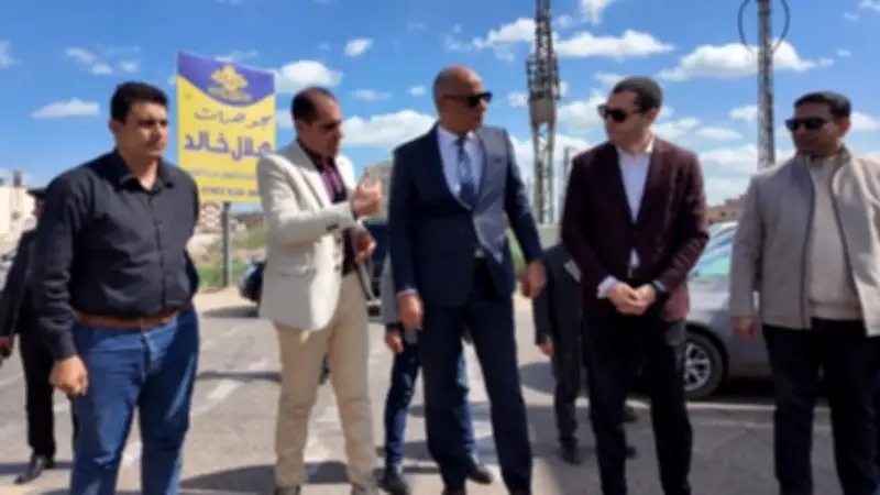 محافظ كفر الشيخ يتفقد زراعة 60 ألف شجرة مثمرة وزينة في تطوير محور 30 يونيو