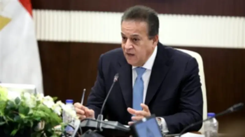 بعد تجديد الثقة في خالد عبد الغفار.. من هم أطول وزراء الصحة بقاءً في تاريخ مصر؟