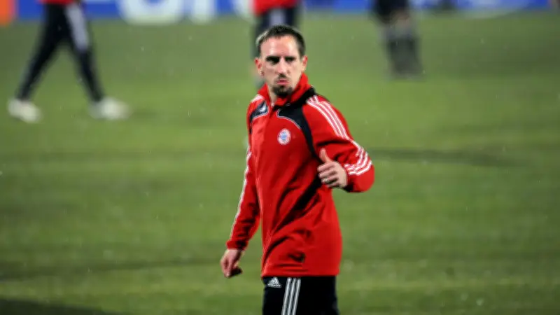 فرانك ريبيري يقرر رفع دعوى قضائية بعد ظهور اسمه في وثائق إبستين الأمريكية