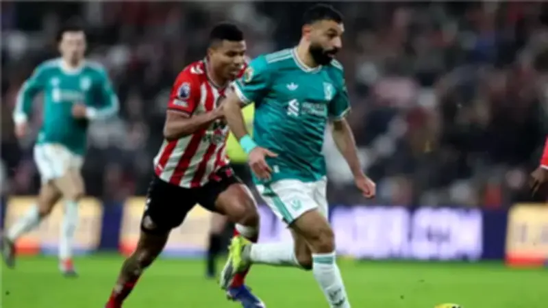 محمد صلاح يتجاوز أسطورة ليفربول جيرارد في التمريرات الحاسمة رغم تقييمه المنخفض