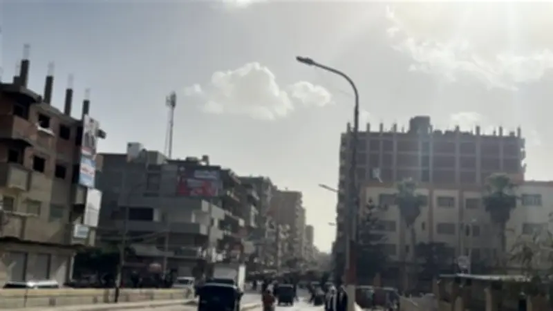 توقعات الأرصاد: طقس دافئ نهارًا وبارد ليلًا مع رياح مثيرة للأتربة في مصر