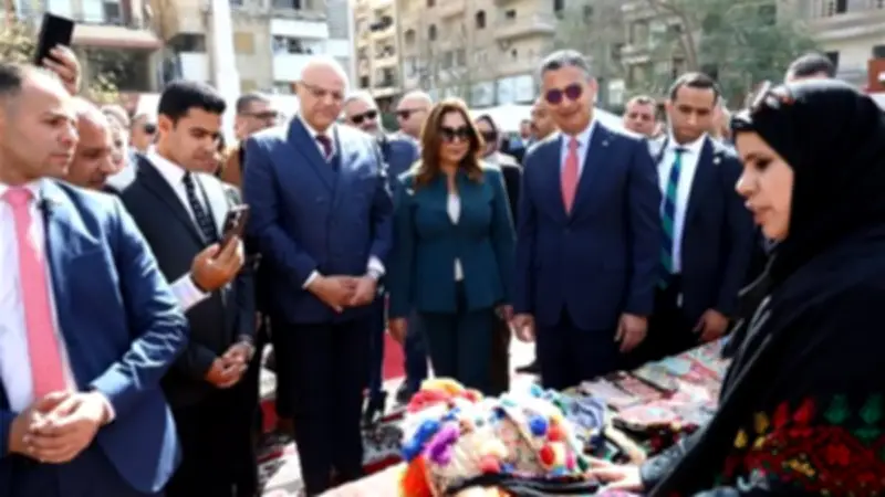 وزراء يفتتحون مشروعات خدمية ومعارض سلعية استعدادًا لرمضان في القليوبية