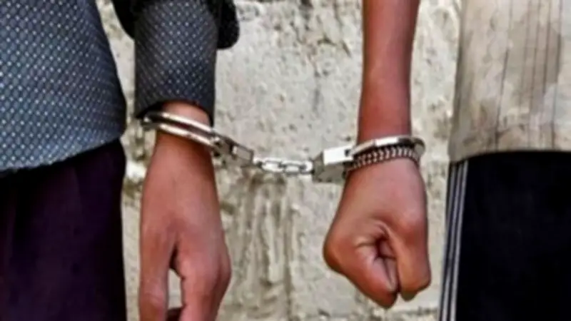 تجديد حبس عاطلين بتهمة محاولة سرقة شاب والشروع في قتله بالزيتون