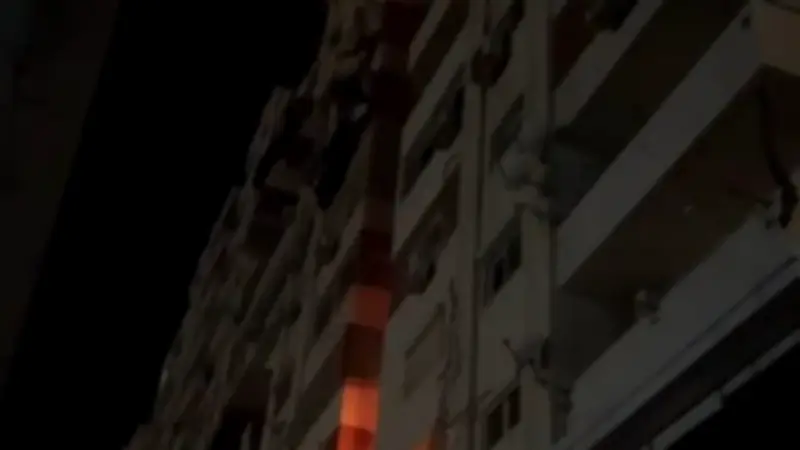 الحماية المدنية تخمد حريقاً هائلاً بمطعم أسماك شهير في طنطا بسبب ماس كهربائي