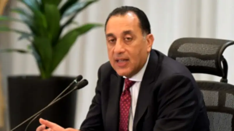 مدبولي: الحكومة تتبنى خطة شاملة لخفض الدين العام وتطوير التعليم والصحة