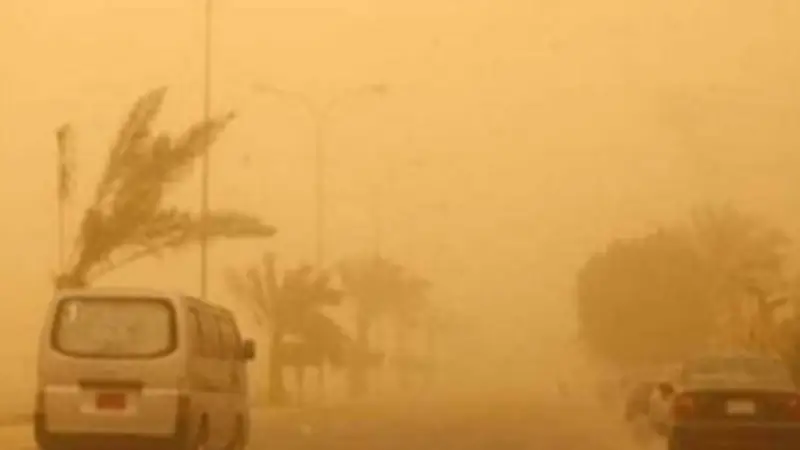 تحذير من الأرصاد لطقس الجمعة: نصائح للوقاية من التهاب العين خلال العاصفة الترابية