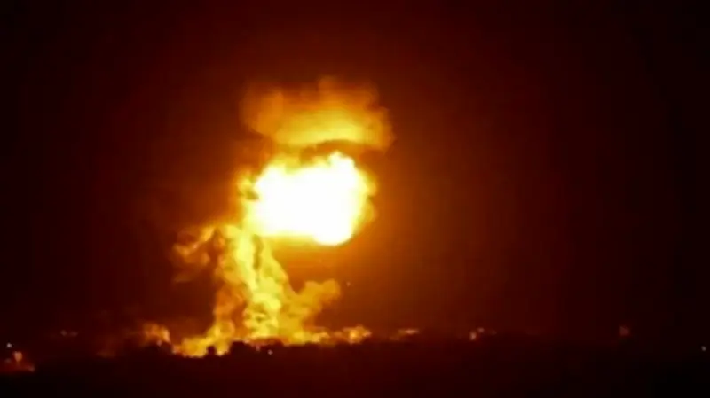 غارة إسرائيلية تستهدف عنصراً من حزب الله في جنوب لبنان وتؤدي إلى مقتل شخص