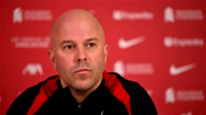 أرني سلوت يكشف عن أولويات ليفربول الثلاثة للموسم الحالي