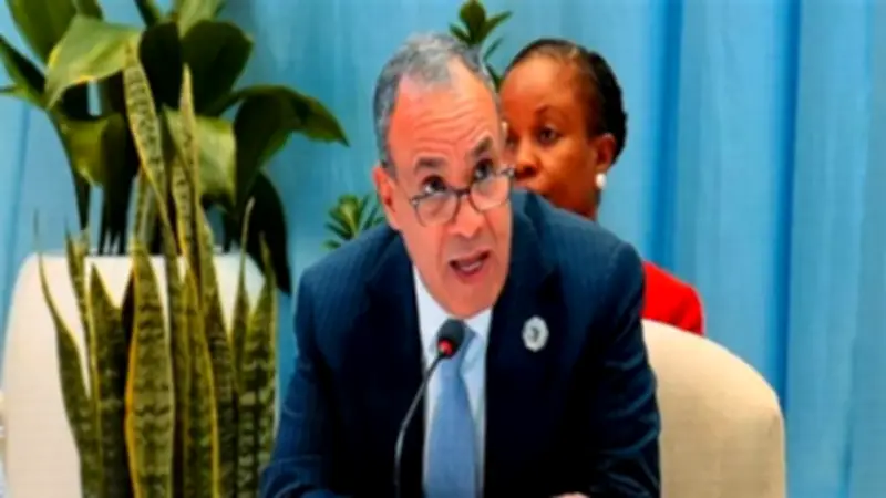 وزير الخارجية يؤكد: المسار الدبلوماسي أساسي لحل الأزمات الإقليمية ويدعم وحدة الدول الأفريقية