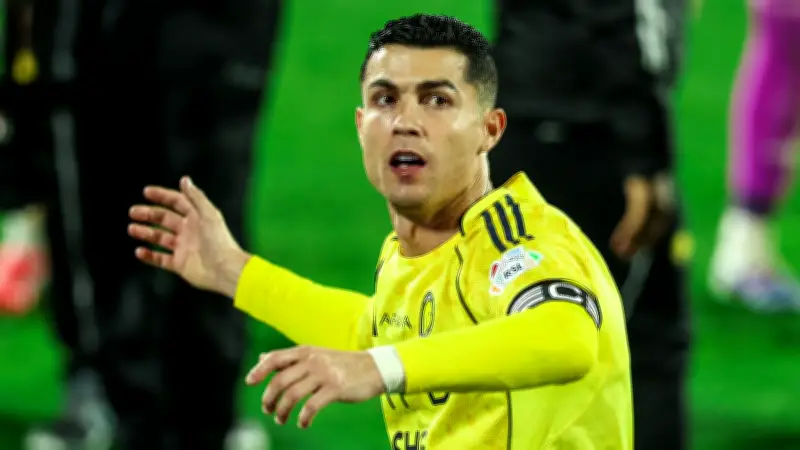 رونالدو يحاكي أسطورة الحضري.. هدف تاريخي في دوري روشن بعد تجاوز الأربعين