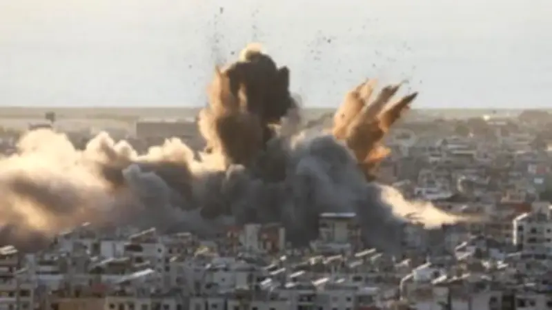 جيش الاحتلال الإسرائيلي يشنّ سلسلة غارات جوية على بنى تحتية لحزب الله في جنوب لبنان