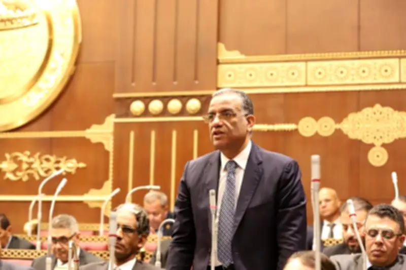 محمود مسلم: ميكانيزم منظومة العلاج ضمانة للشفافية وسرعة إصدار القرارات للمرضى