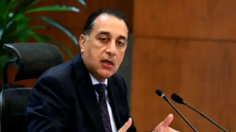 رئيس الوزراء يؤكد حرص الحكومة على استفادة أصحاب المعاشات من الزيادات الجديدة