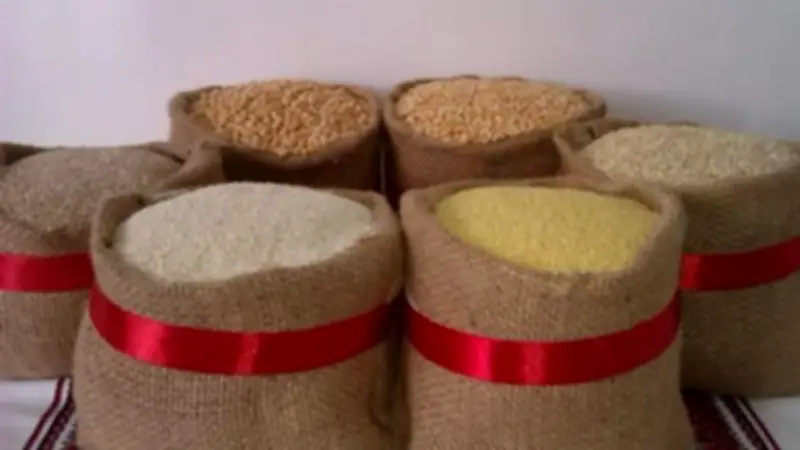 تباين أسعار الأعلاف والحبوب: ارتفاع الذرة المحلية وانخفاض المستوردة في الأسواق