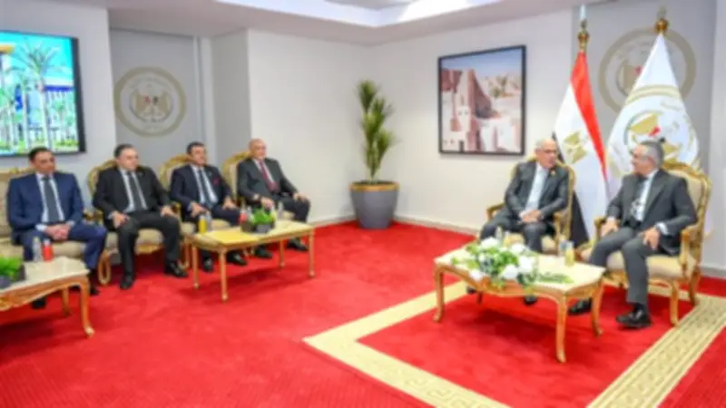 النائب العام يزور وزير العدل لتقديم التهنئة بتوليه المنصب الجديد