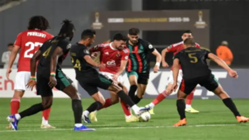 الجيش الملكي المغربي يقدم شكوى رسمية للكاف ضد جماهير الأهلي بعد أحداث المباراة