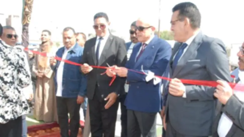 محافظ الأقصر يفتتح معارض أهلًا رمضان في إسنا لتوفير سلع غذائية مخفضة