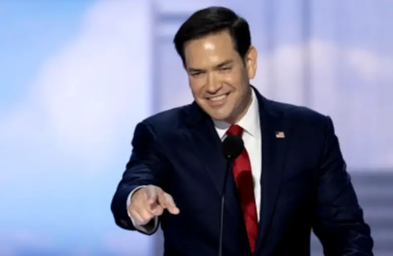 وزير الخارجية الأمريكي يصل إلى صفقة مع إيران بعد مفاوضات عاجلة