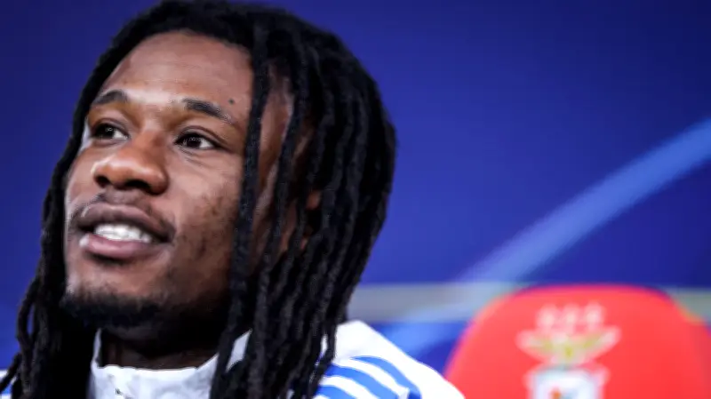 كامافينجا: أرى نفسي صانع ألعاب في ريال مدريد ونحن نستعد للثأر من بنفيكا