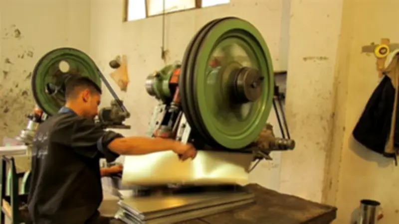 قانون تنمية المشروعات المتوسطة والصغيرة يمنح إعفاءات ضريبية وحوافز غير مسبوقة