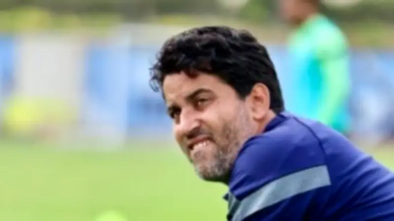 إبراهيم فايق ينعى والدة محمود فتح الله نجم الزمالك السابق في منشور مؤثر