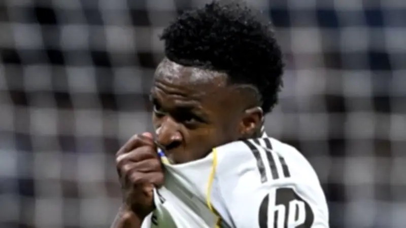 فينيسيوس جونيور يعبر عن اشتياقه لمودريتش قبل مواجهة بنفيكا في دوري الأبطال