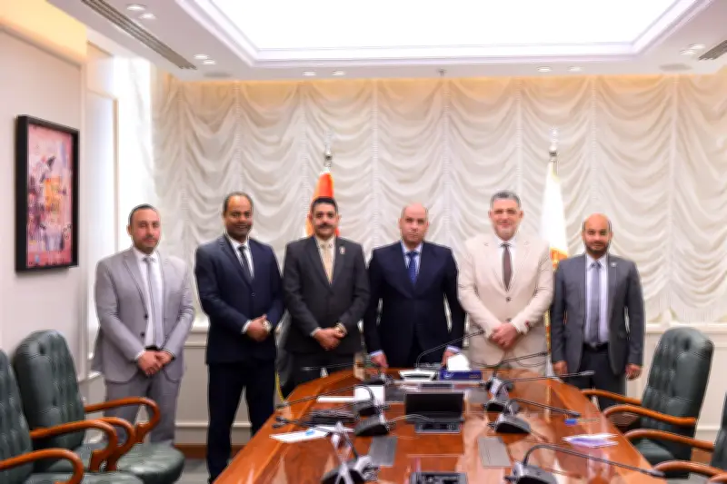 وزير العمل المصري يؤكد أهمية ترسيخ الحريات النقابية لتحقيق استقرار بيئة العمل