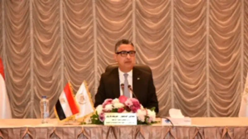 وزير التموين يؤكد للسيسي توافر جميع السلع الأساسية بكميات كافية لشهر رمضان