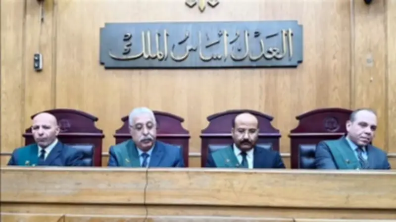 جنايات المنصورة تنظر ثاني جلسات محاكمة أب بتهمة الاعتداء الجنسي على ابنته