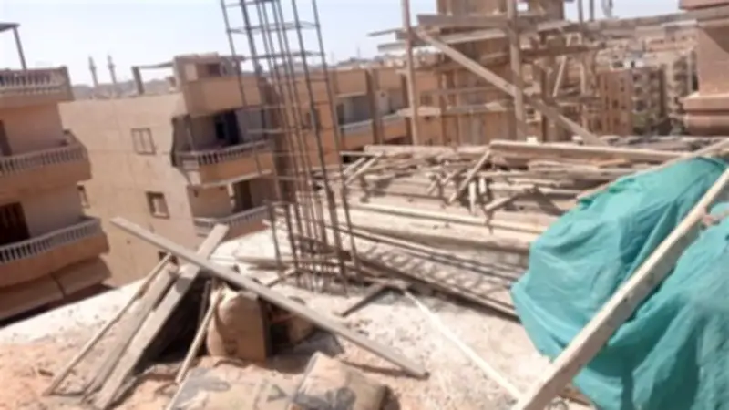 حملات مكثفة بهضبة الأهرام: إزالة مخالفات ومتابعة معرض 