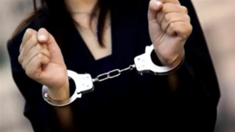 النيابة تأمر بحبس سيدة وابنتها بتهمة التعدي على الجارة في إمبابة