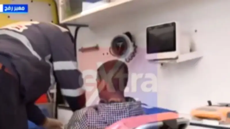 مصر تواصل استقبال الجرحى الفلسطينيين وتسهيل عودة العالقين عبر معبر رفح