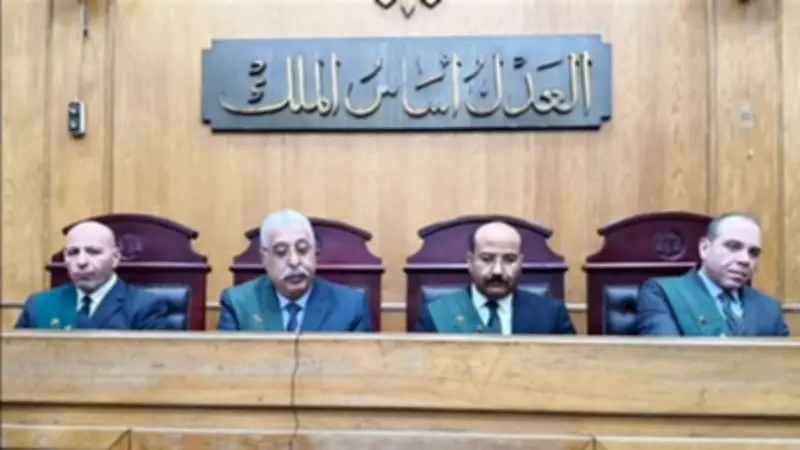 محكمة جنايات المنصورة تبرئ أبًا اتهم بالاعتداء الجنسي على ابنته القاصر بعد غياب المجني عليها