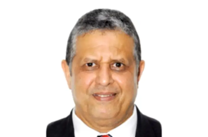 صراع الأجيال في عصر الشاشات: محاولة لرسم ملامح المستقبل بين الواقع والافتراضي