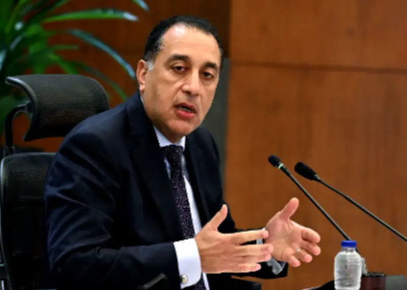 رئيس الوزراء ينعى ضحايا حادث تصادم جنوب بورسعيد ويوجه بتقديم الدعم الكامل