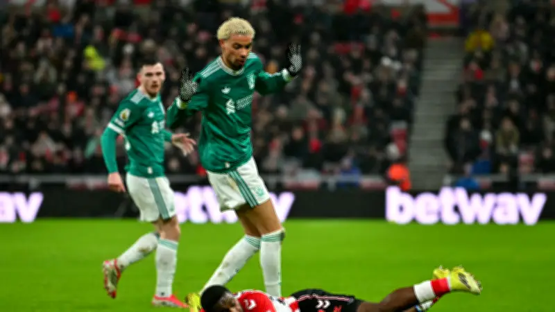 هوجو إيكيتيكي: رمضان محطة روحية للتقرب إلى الله والعائلة في ليفربول