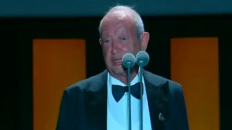 ساويرس: الهجوم اليومي مؤشر نجاح.. ورفض صفقات غير عادلة حفاظًا على المساهمين