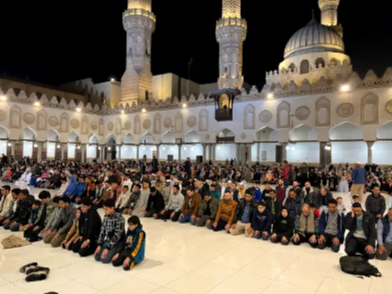 بث مباشر لصلاة العشاء والتراويح من الجامع الأزهر في الليلة الرابعة من رمضان