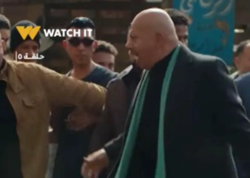 الحلقة الخامسة من مسلسل علي كلاي: رد فعل المعلم عظيمة بعد محاولة روح قتله فيديو