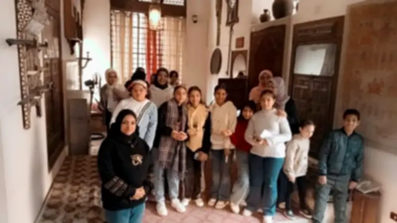 متحف جاير أندرسون يحتفل باليوم العالمي للمرشد السياحي مع طلاب السيدة زينب والخليفة