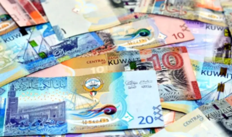استقرار سعر الدينار الكويتي في مصر مع تباين بسيط بين البنوك المحلية