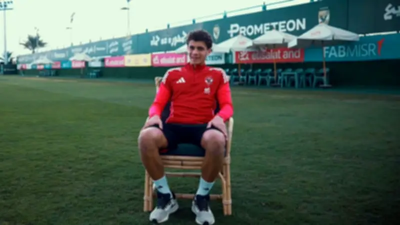 انفراجة في أزمة حمزة عبد الكريم مع برشلونة: تصريح العمل قريبًا