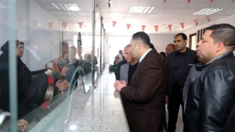 محافظ دمياط يجري جولة تفقدية موسعة في رأس البر لمراجعة الخدمات والمرافق