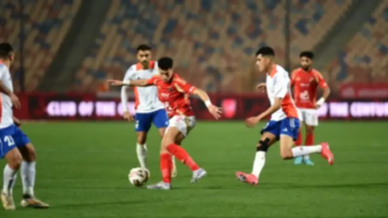 الأهلي يتقدم على سموحة بهدف مروان عثمان في الشوط الأول من دوري نايل