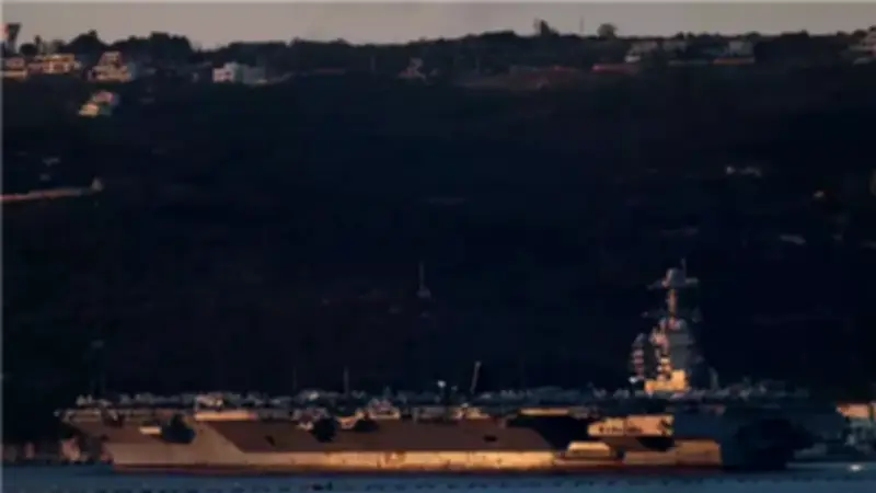 حاملة الطائرات الأمريكية الأكبر عالمياً تصل كريت اليونانية استعداداً لضرب إيران