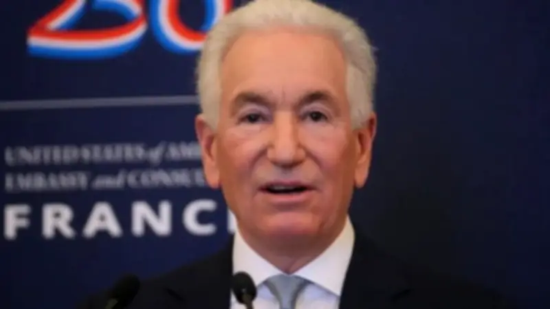 فرنسا تمنع السفير الأمريكي من مقابلة أعضاء حكومة ماكرون بسبب تعليقات مثيرة للجدل