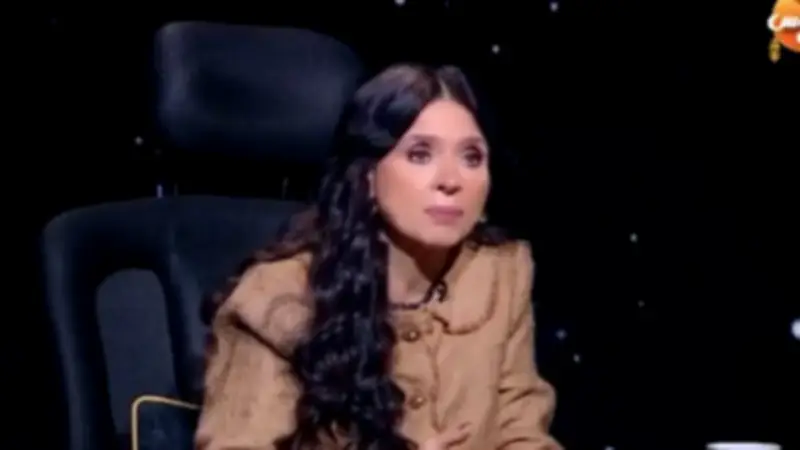 راقصة شهيرة تكشف تفاصيل دور مي عمر في مسلسل 'اش اش' وتصفه بـ'الدرجة الثالثة'